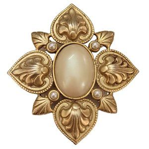 Matte Gold Tone Maltese Cross Of Hearts, Faux Pearl Pin Brooch K771